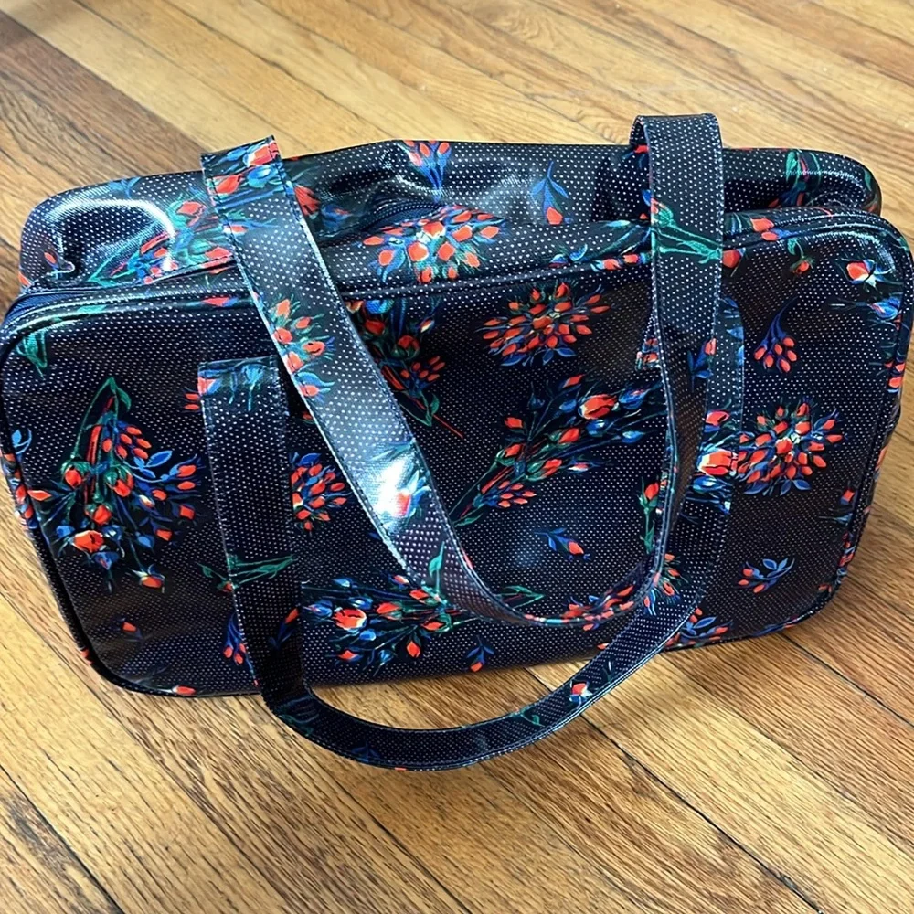 Cath Kidston MFS Large Boxy Zip Bag Darling Midscale Navy